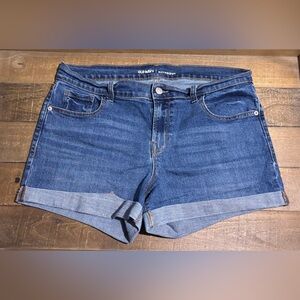 Old Navy Boyfriend denim shorts,
Women 12